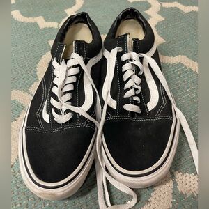 Vans OLD SKOOL shoes - size 9
